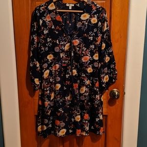 Size S Boho style maternity dress -- has pockets!